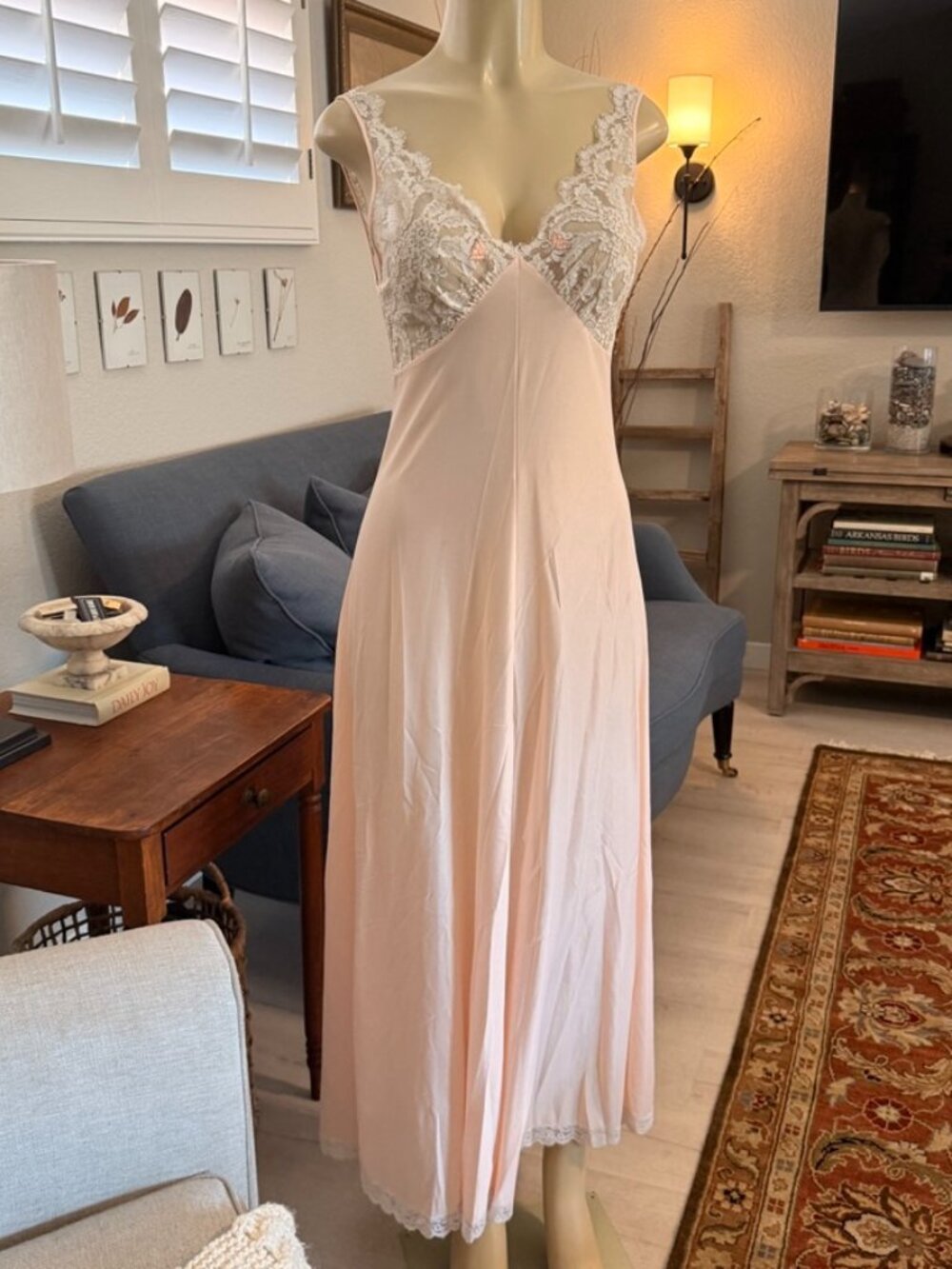 Claire Sandra Lucie Ann Beverley Hill Full length Pink Nightgown